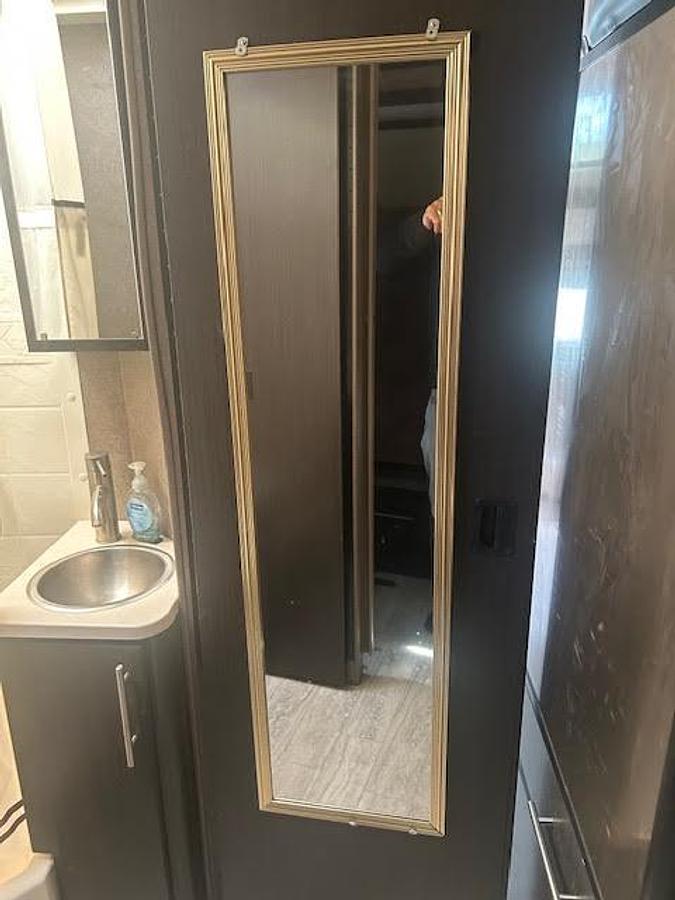 Used 2017 Thor Motor Coach Gemini 23TR Class C Motorhome