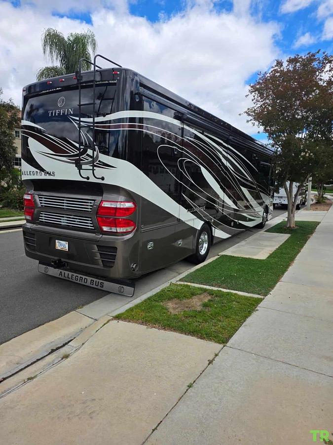 Used 2017 Tiffin Allegro Bus 40AP Class A Motorhome