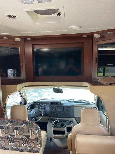 Used 2015 Forest River SUNSEEKER 3050S