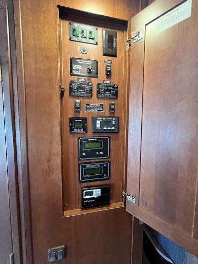 Used 2011 Winnebago Tour 42QD