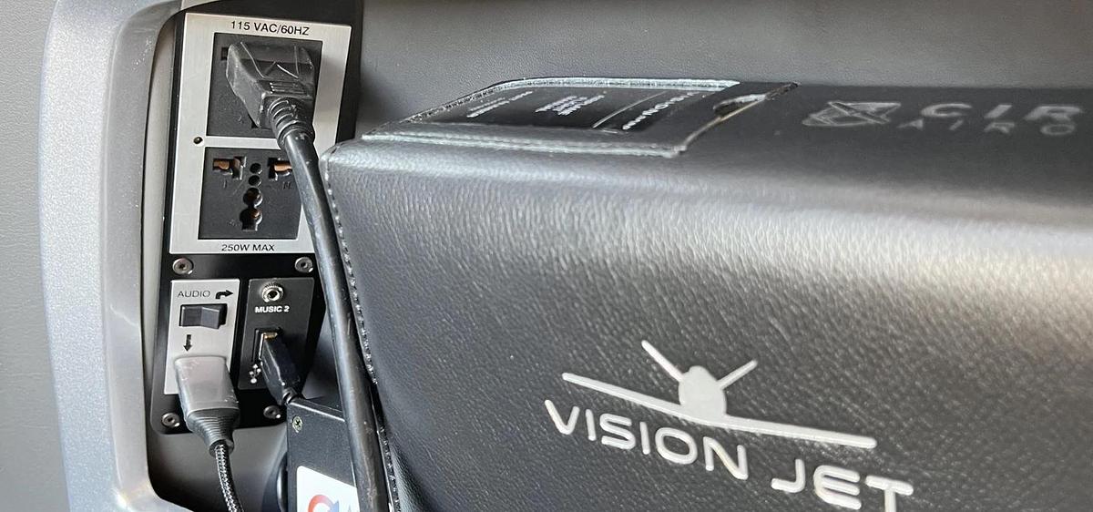 Used 2023 CIRRUS VISION SF50-G2+