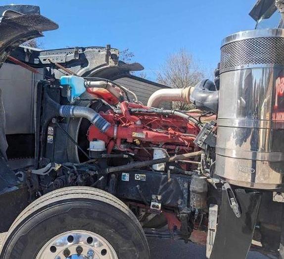 Used 2016 Peterbilt 389