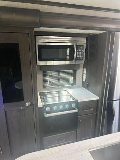 Used 2022 Grand Design Reflection