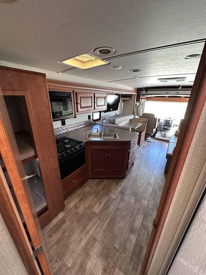 Used 2018 Winnebago Vista