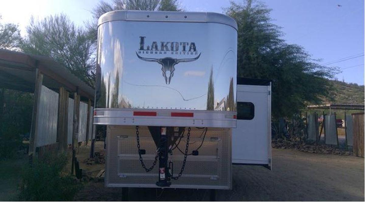 Used 2021 Lakota BHFK8315 3 Horse Trailer with Living Quarters