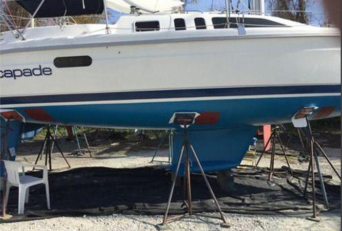 Used 1996 Hunter 29.5