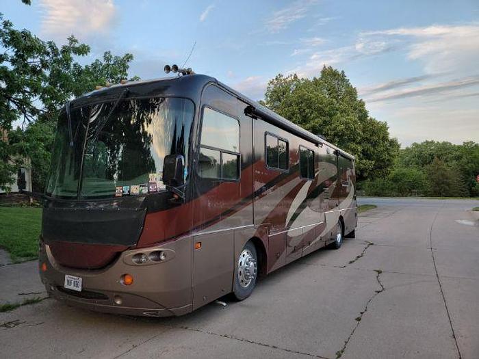 Used 2005 Coachmen Sports Coach Elite