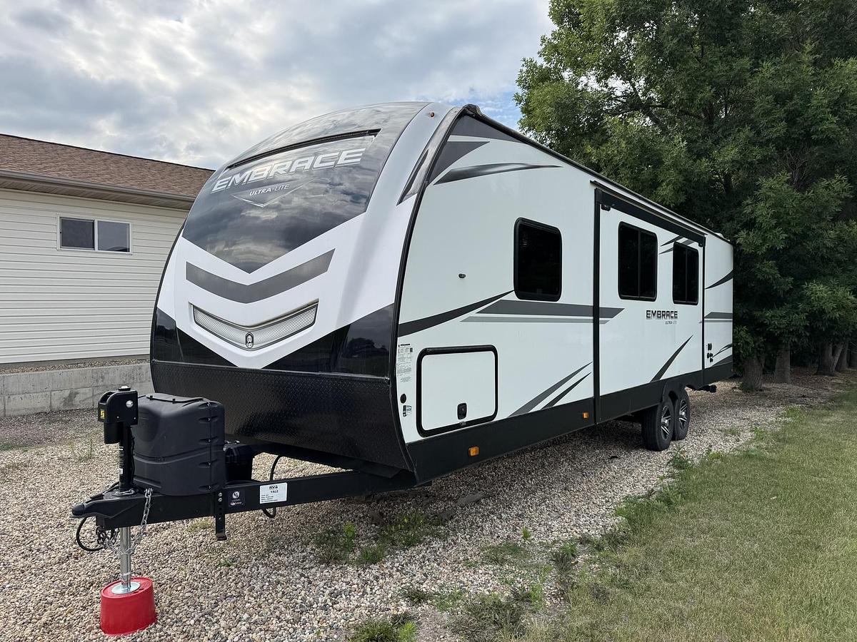 Used 2021 Cruiser Embrace EL275