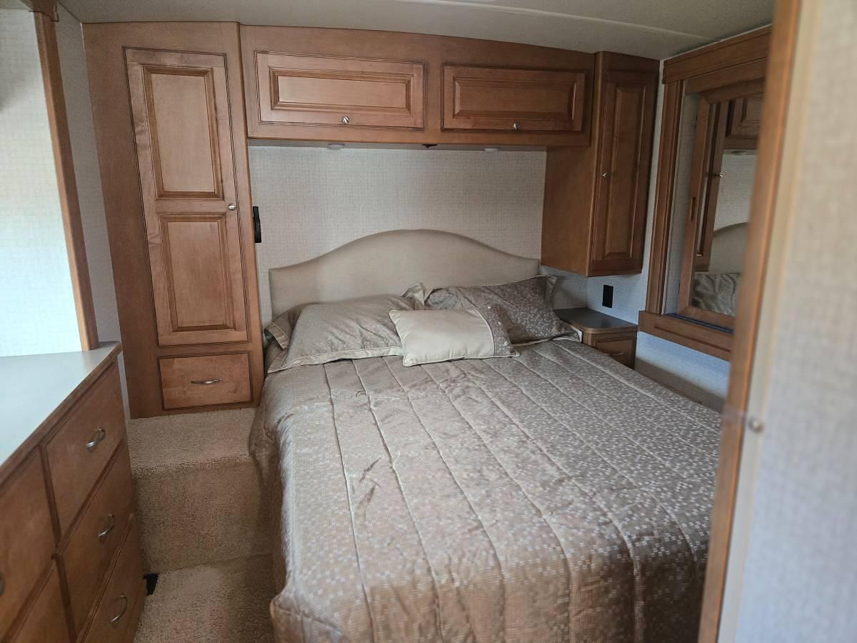 Used 2016 Winnebago Vista Lx 27 N