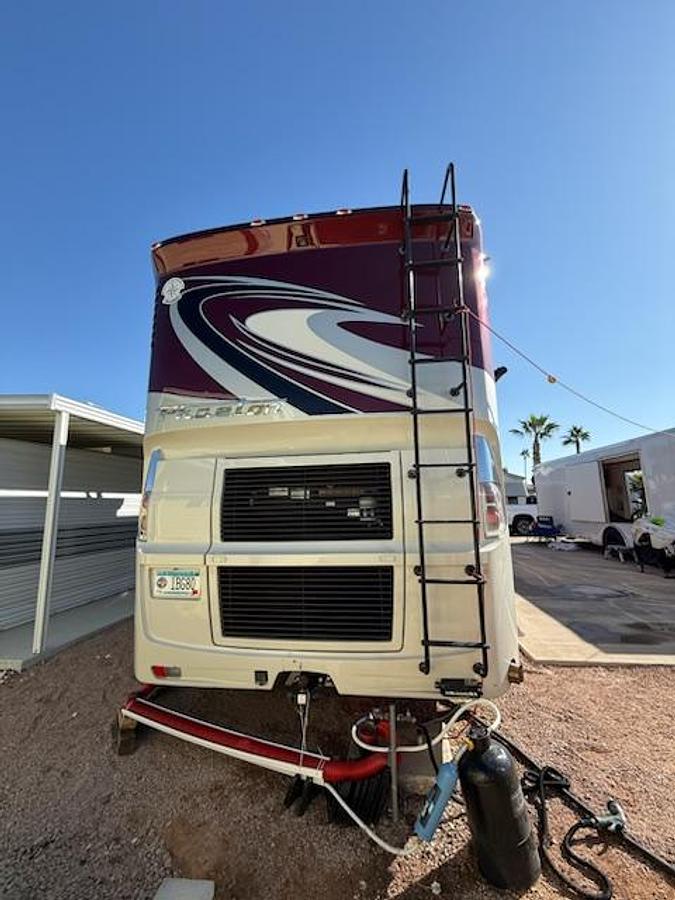 Used 2015  Tiffin Motorhomes Phaeton 42LH Class A Motorhome