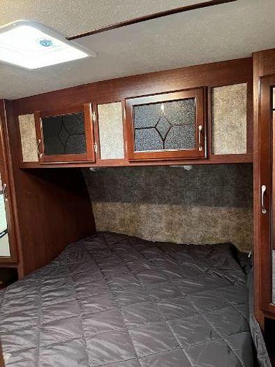 Used 2015 Evergreen Sun Valley S299DBH