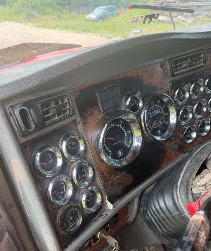 Used 2003 Kenworth T800