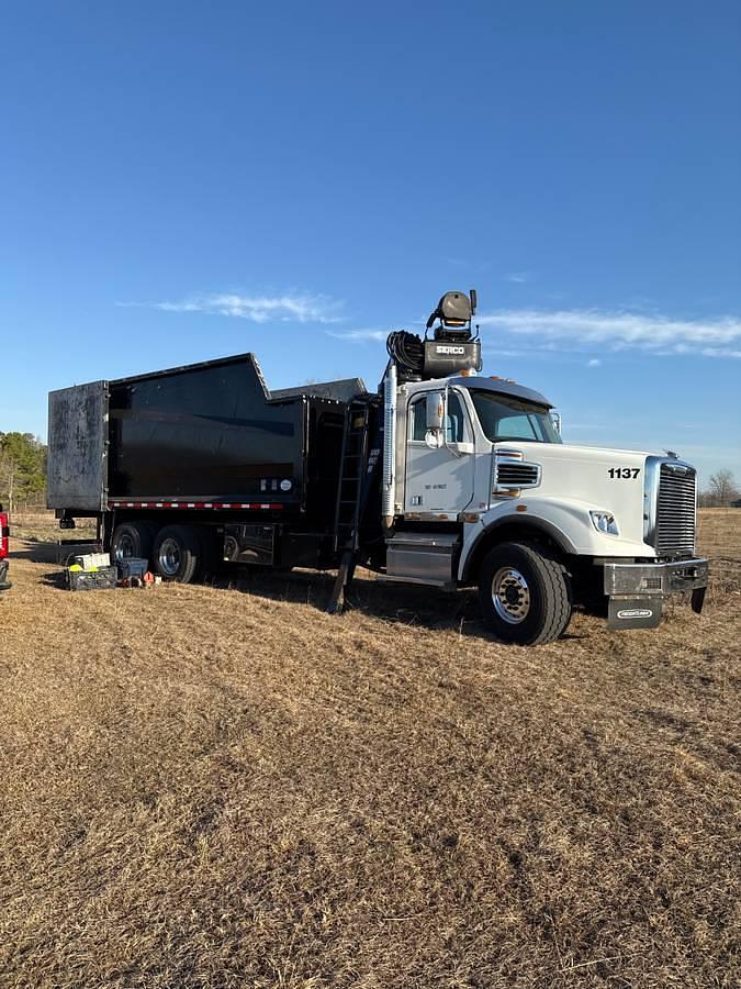 Used 2023 Freightliner SD 122 Front Loader Grapple Truck