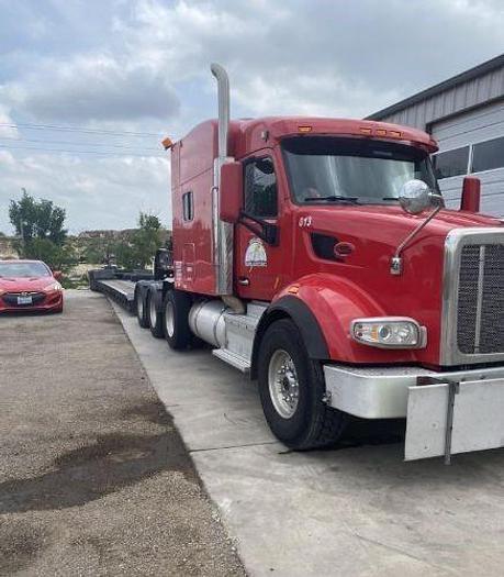 Used 2015 Peterbilt 567