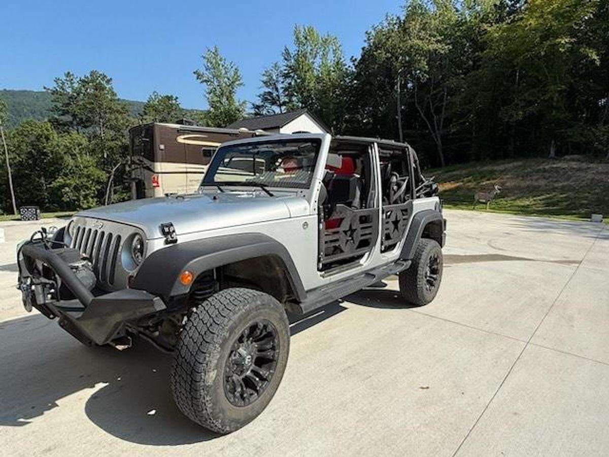 Used 2013 Coachmen Sportscoach Cross Country 385DS Class A Motorhome