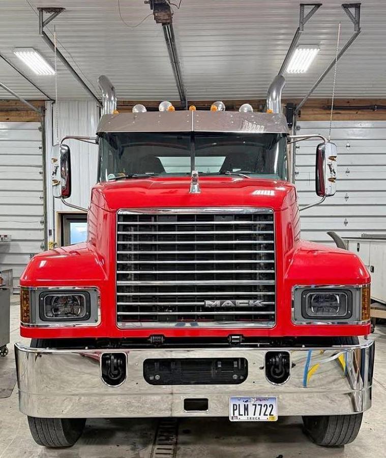 Used 2020 MACK PINNACLE 64T Day Cab