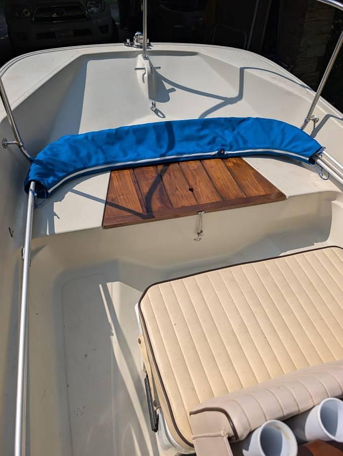 Used 1987 Boston Whaler Montauk 17