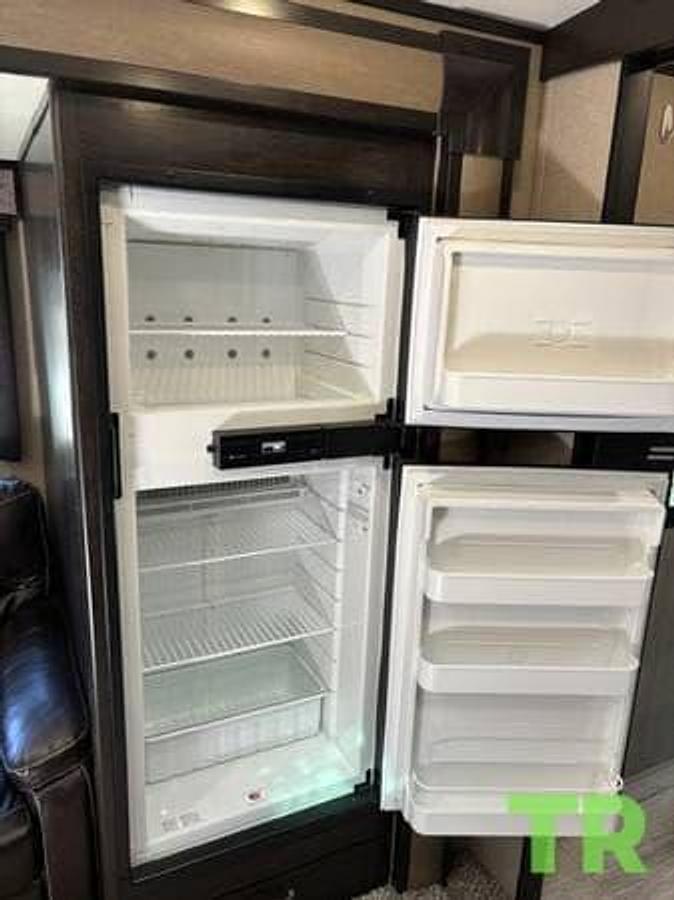 Used 2016 Grand Design Imagine 2150RB Travel Trailer