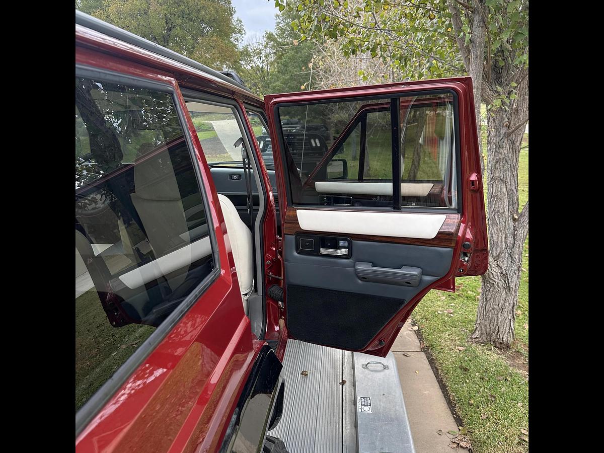 Used 1996 Jeep Cherokee 2WD 4-Door