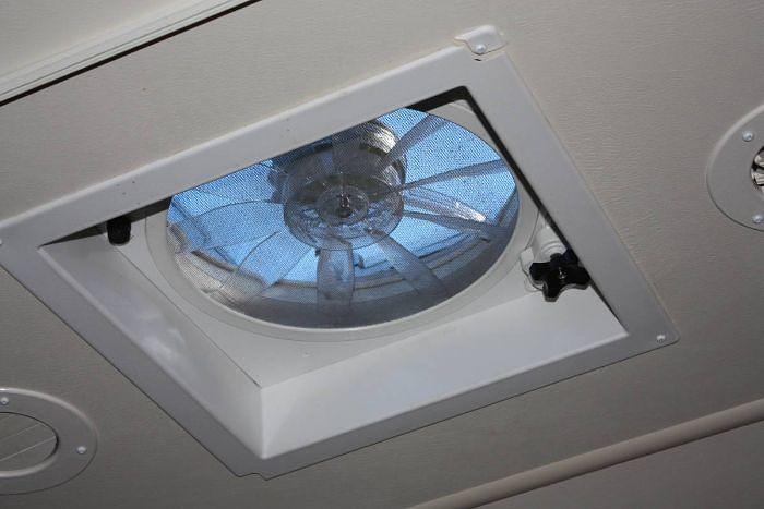 Used 2014 Thor Motor Coach Freedom Elite 31L