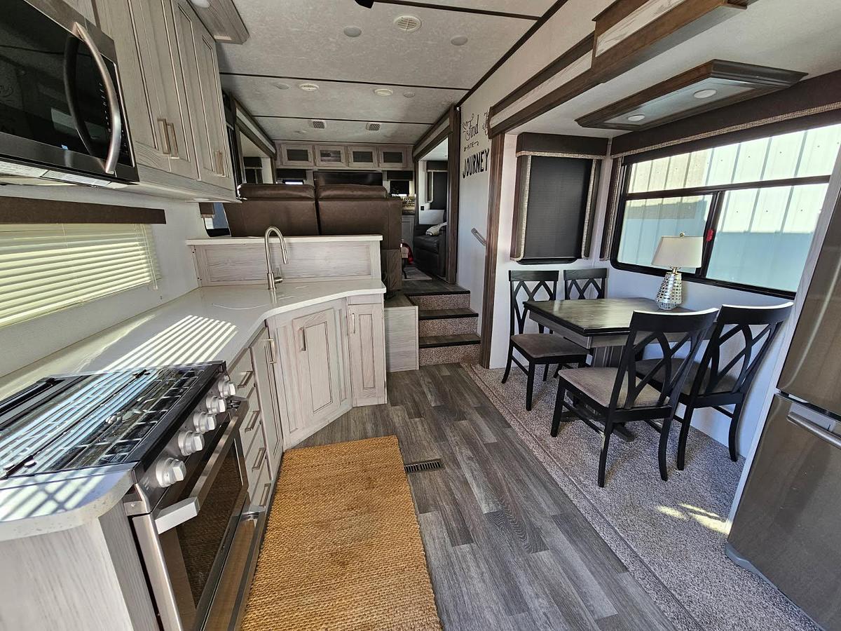 Used 2020 Keystone Montana High Country 373RD