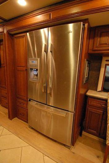 Used 2015 Winnebago Ellipse 42QD