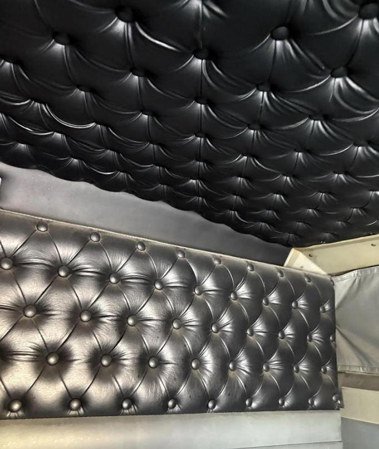 Used 1999 Kenworth T600 Sleeper Semi Truck