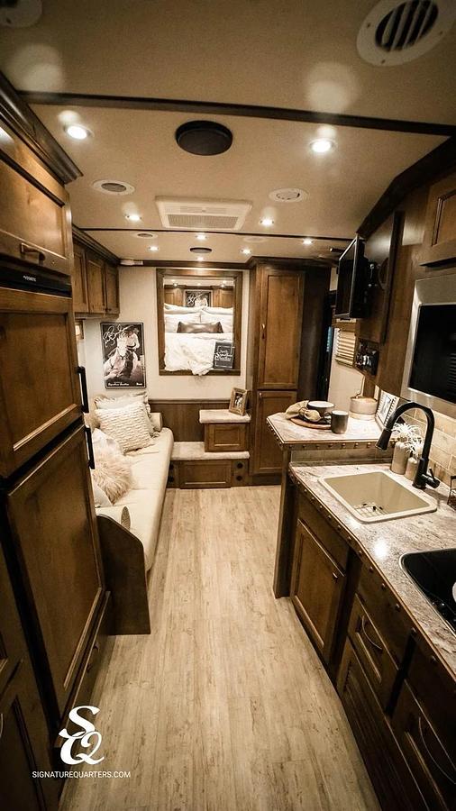 Used 2024 Elite LQ 4 Horse Trailer