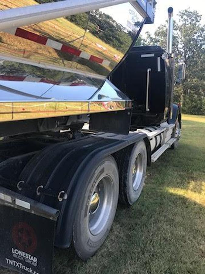 Used 2011 Western Star DD13 Deleted with 2021 Coras End Dump