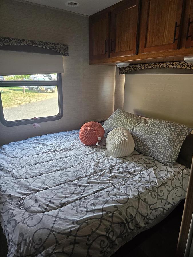 Used 2018 Jayco Redhawk 31XL