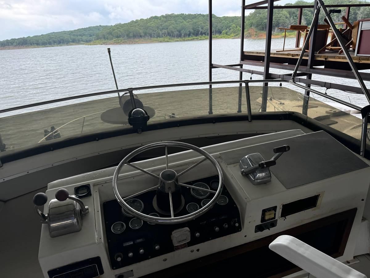 Used 1978 Trojan F32 Yacht