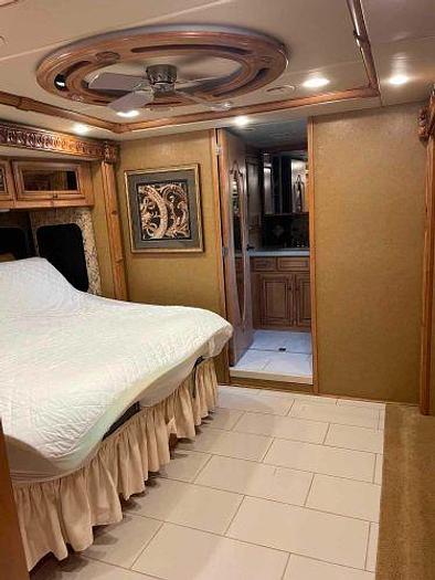 Used 2016 Winnebago Grand Tour 42QL