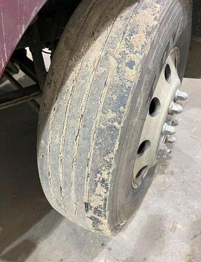 Used 2018 Freightliner Coronado 122 SD