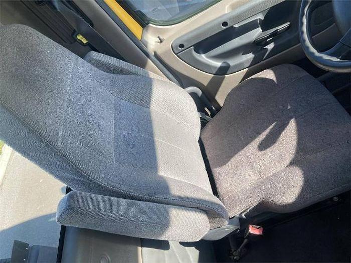 Used 2015 Freightliner Cascadia