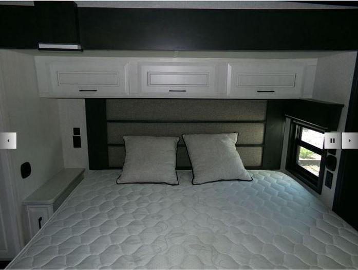 Used 2022 DRV Mobile Suites 36RSSB3