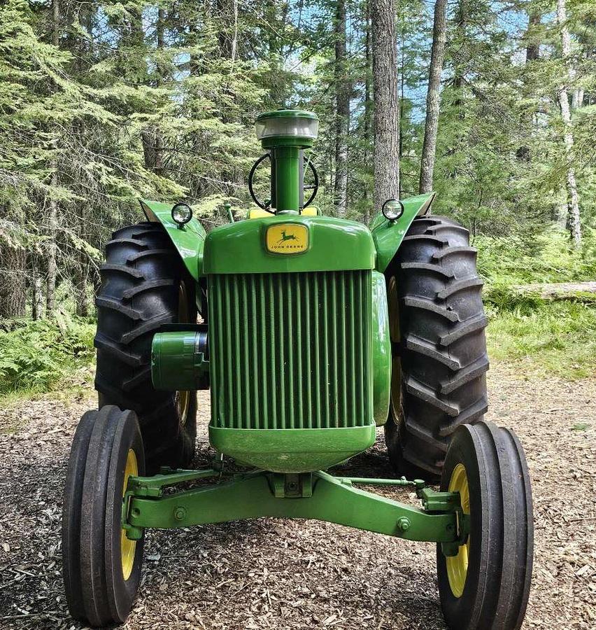 Used 1959 John Deere 830
