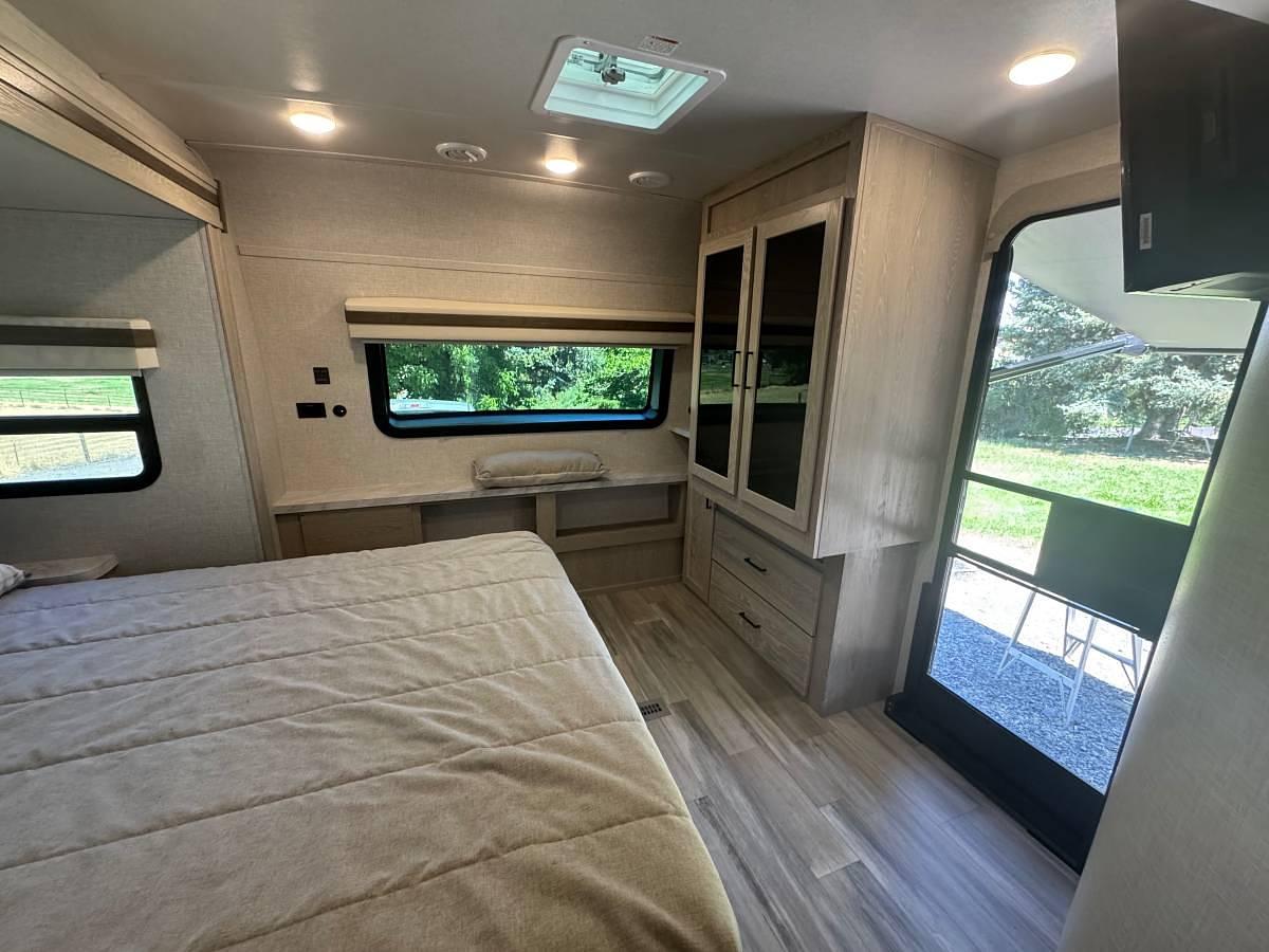 Used 2023 Rockwood Ultra Lite Travel Trailer