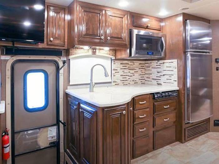 Used 2017 Thor Motor Coach Palazzo 36.1