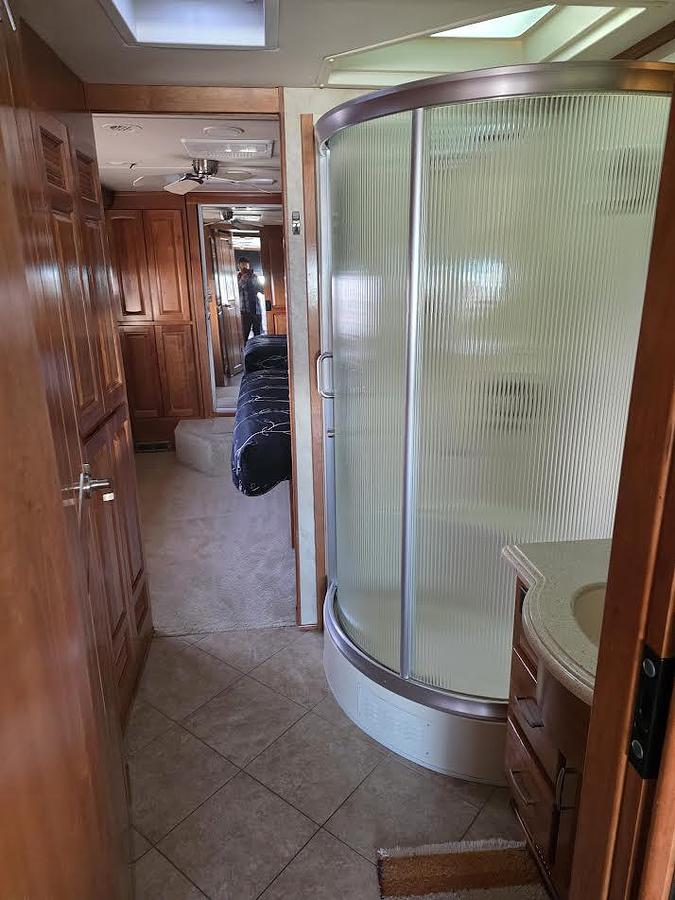 Used 2009 Holiday Rambler Scepter 42PDQ Class A Motorhome