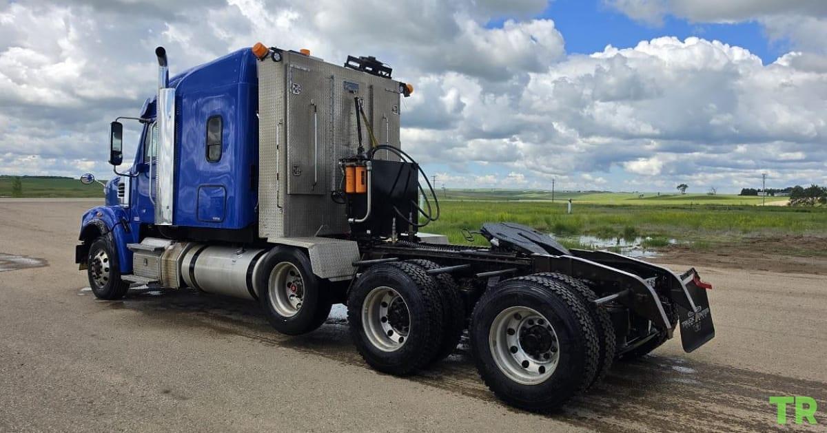 Used 2020 Freightliner Coronado 122SD