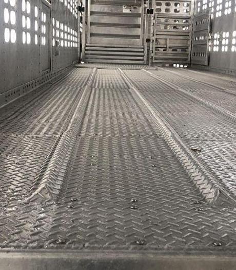 Used 2016 Wilson PSDCL-402 Livestock Trailer