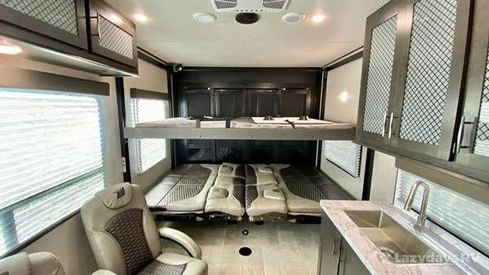 Used 2021 Grand Design Momentum 21G