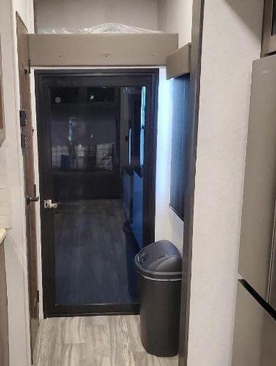 Used 2022 Alliance Valor 40V13