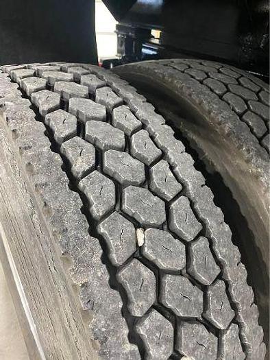 Used 2019 KENWORTH T300