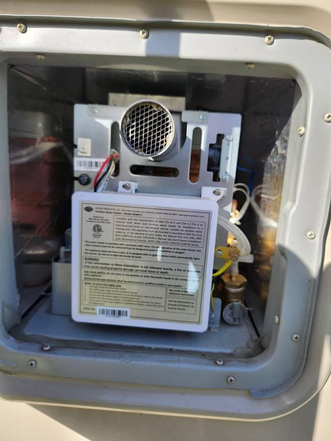 Used 2022 Thor Motor Coach Compass AWD 23TW