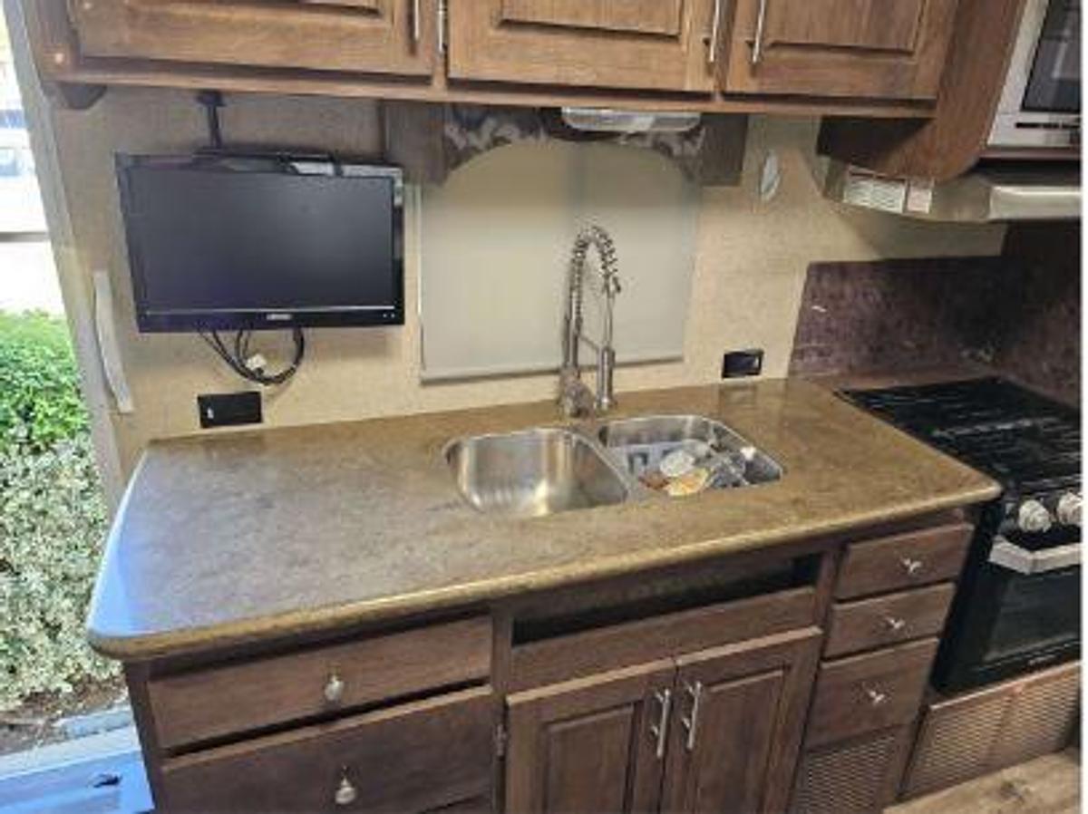 Used 2020 Northwood Arctic Fox North Fork 25R Travel Trailer