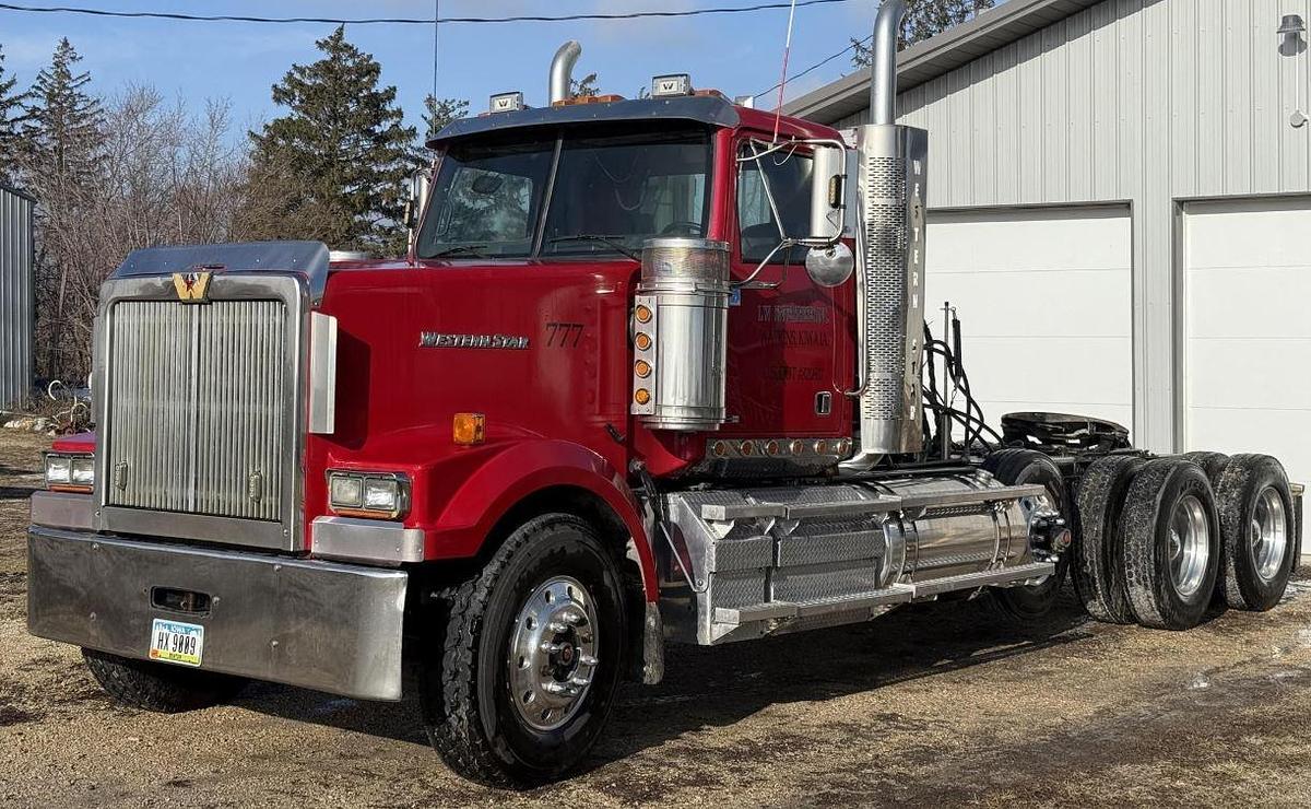Used 2011 Western Star 4900 Day Cab