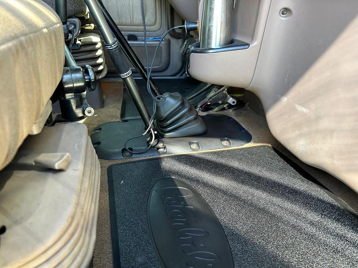 Used 2013 Peterbilt 389