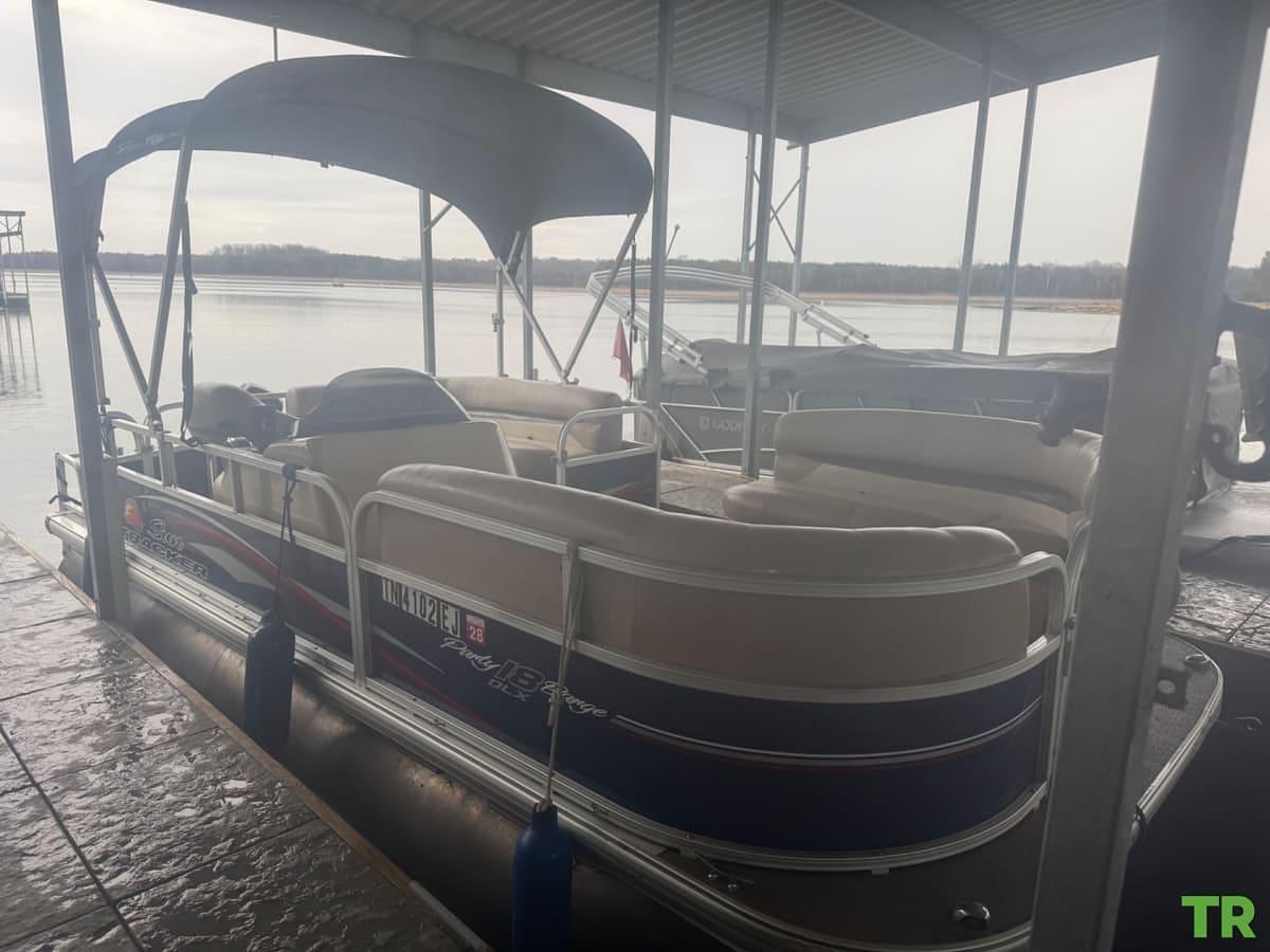 Used 2016 Sun Tracker Pontoon