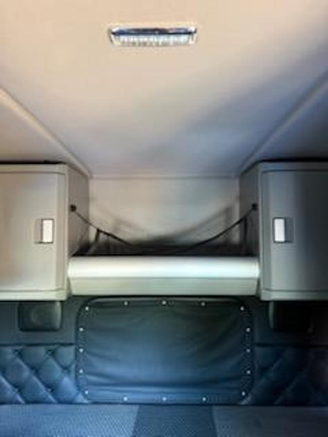 Used 2020 Kenworth W990